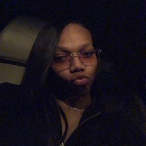 Meet your Posher, Johnell